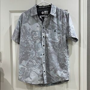 Men’s Salty Crew button down size small